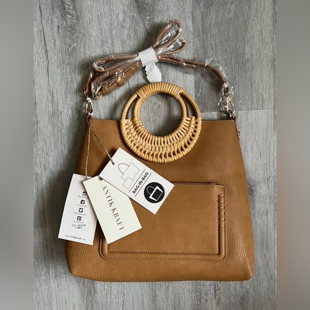 NWT Antik Kraft Vegan Leather Handbag Wooden Handles w/ Zippered Pouch F-2